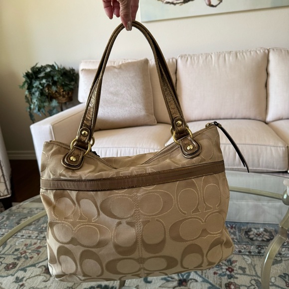 Coach Glam Tote Khaki Metallic Gold Signature C Fabric Bronze Leather Trim - Picture 6 of 16